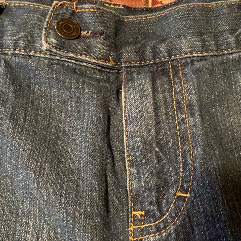 Bermuda shorts - Picture 4 of 8